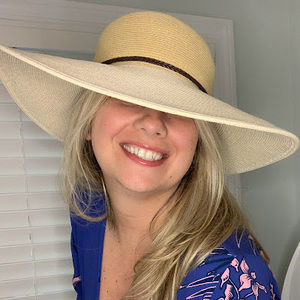 Meet your Posher, Bea